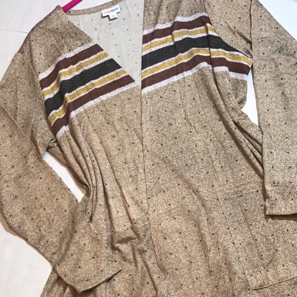 NWT Tan Vintage Design Caroline Cardigan LuLaRoe